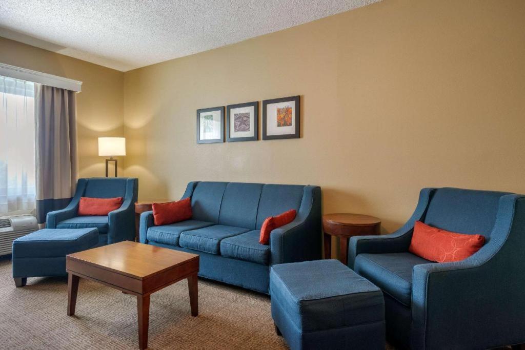 Comfort Dfw Airport North Hotel