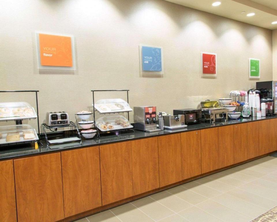 Comfort Dfw Airport North Hotel
