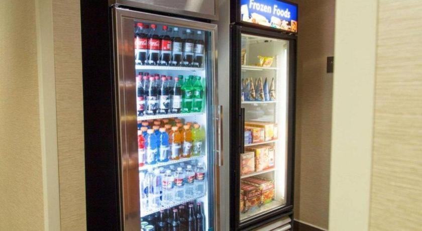 Hotel Comfort Dfw Airport North 2*